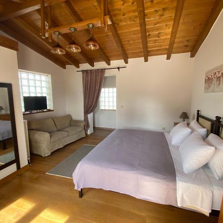Pegasus House Hotel Corinth Екстериор снимка