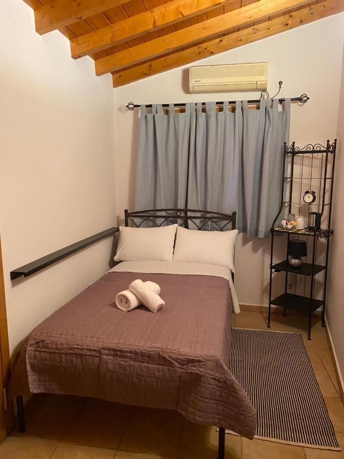 Pegasus House Hotel Corinth Екстериор снимка