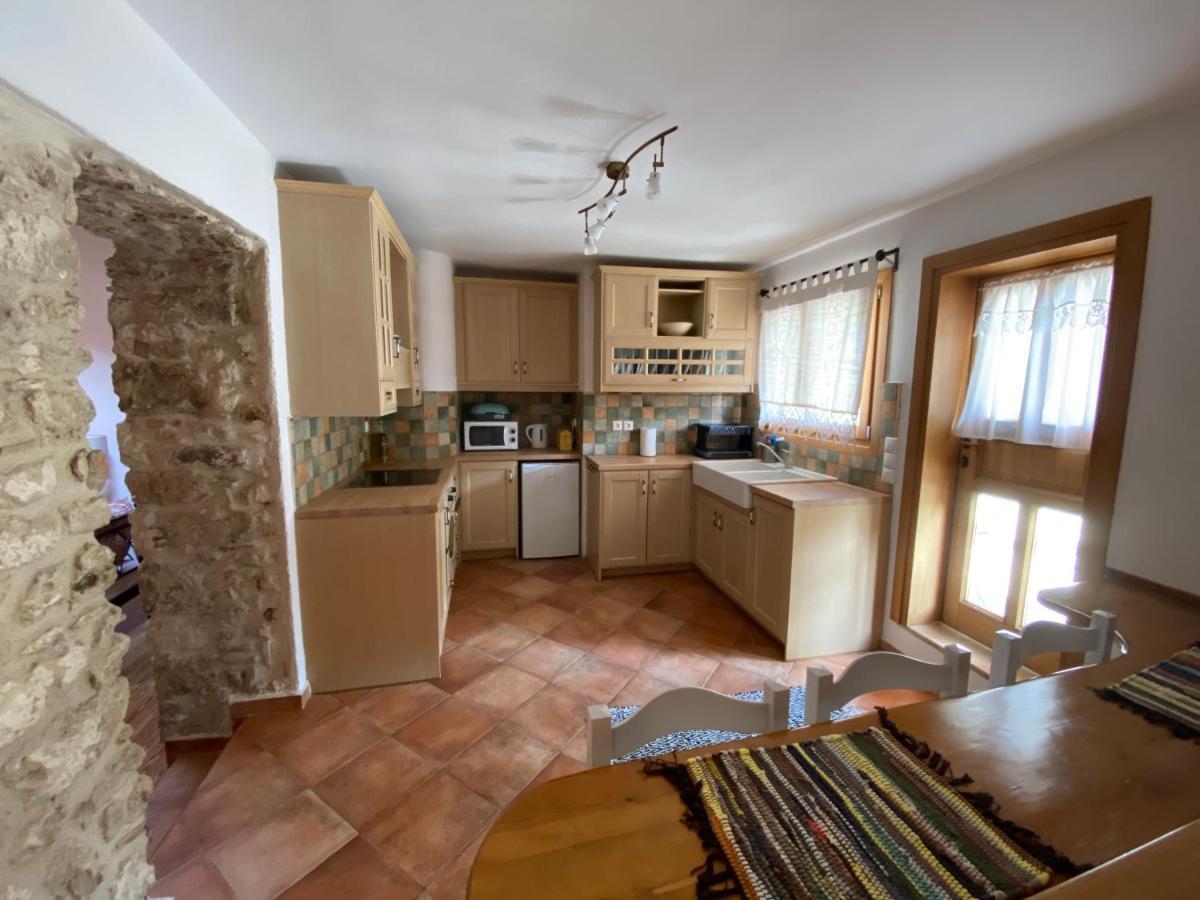 Pegasus House Hotel Corinth Екстериор снимка