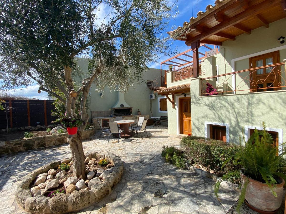 Pegasus House Hotel Corinth Екстериор снимка